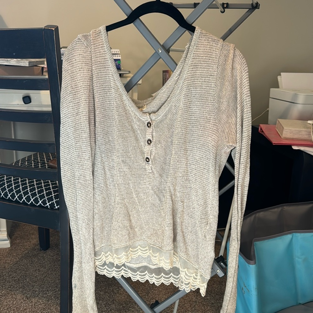 Hollister sweater